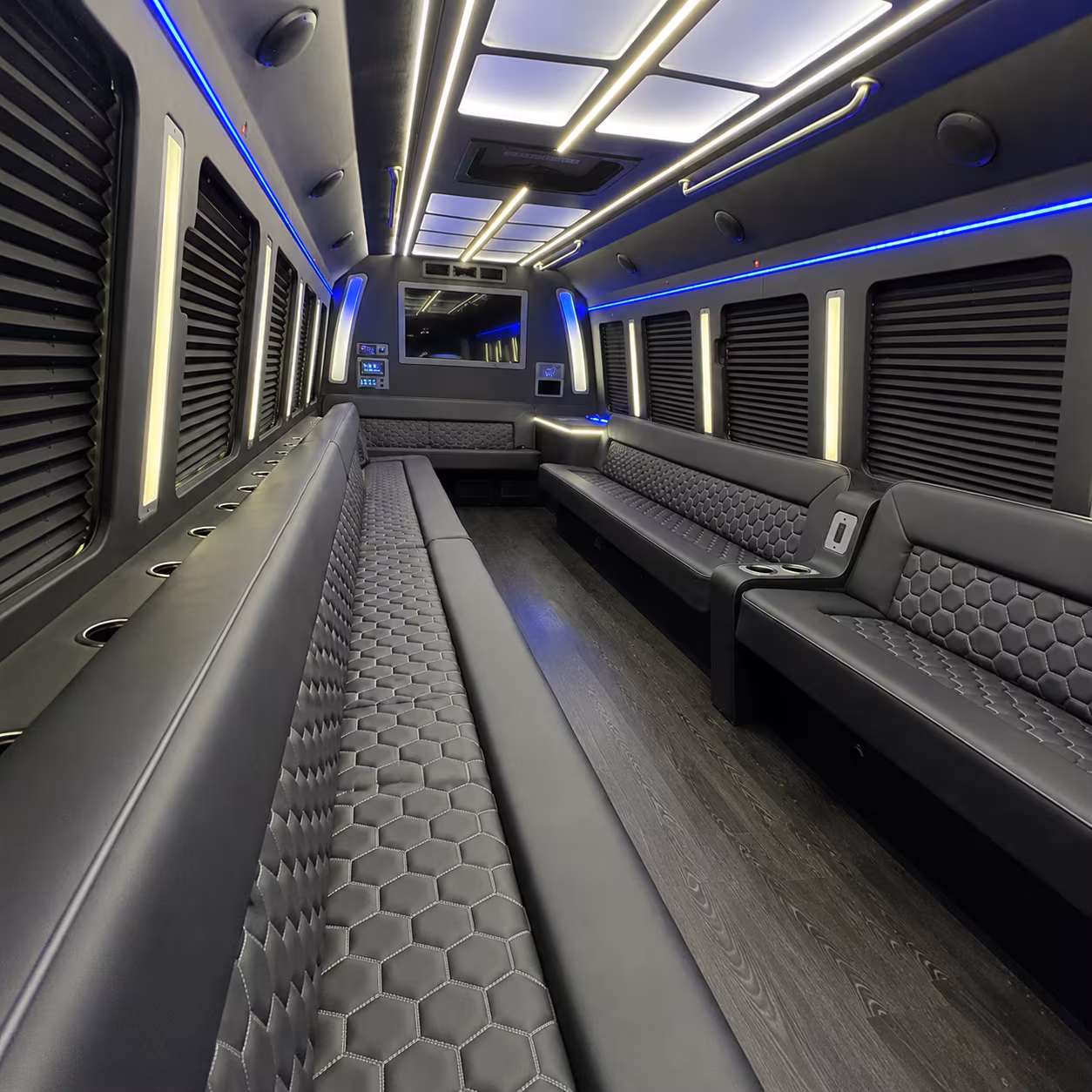bridal party buses for getting ready and arriving in toledo