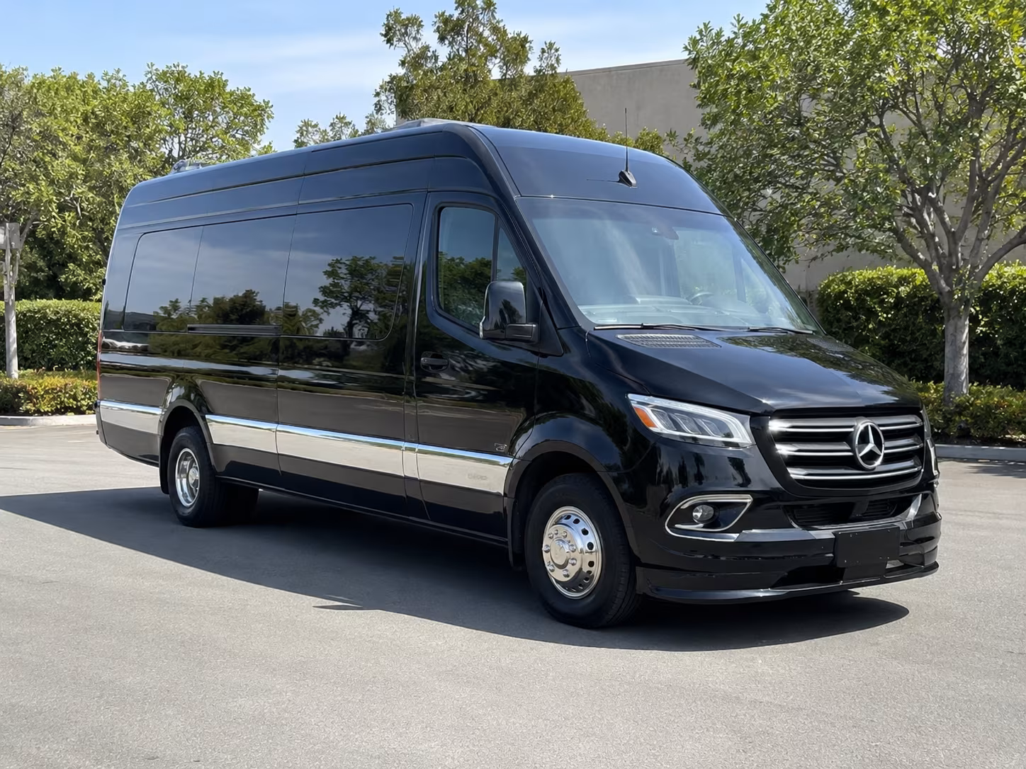 find the perfect transportation for your next private event 2
