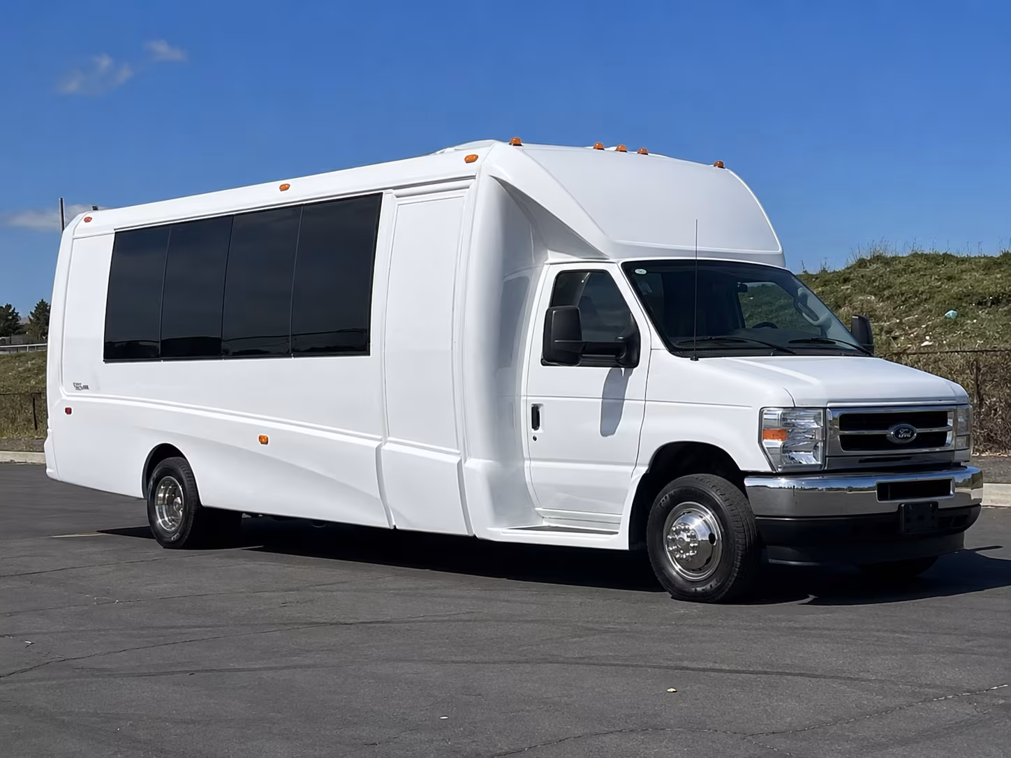 party buses to toledo s outdoor concert season