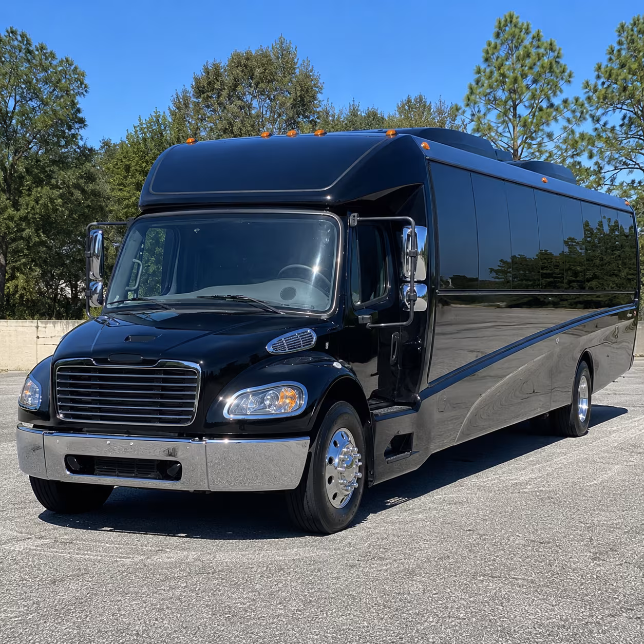 toledo 25 passenger minibus