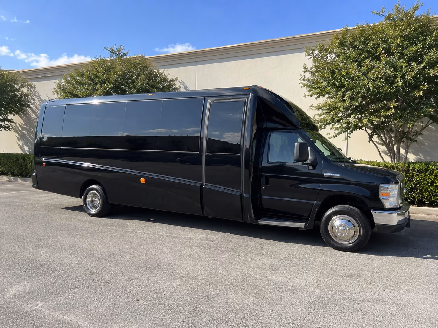 toledo concert party bus rental