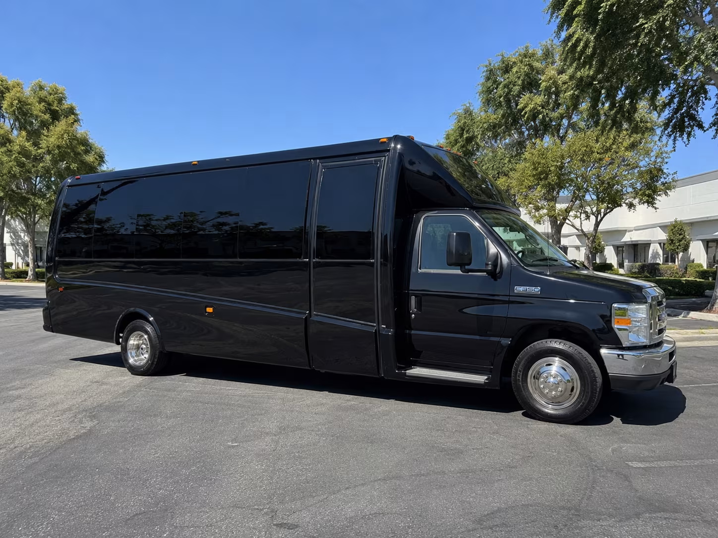 toledo wedding party bus rental